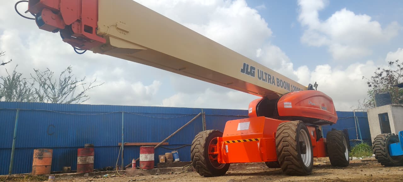 Telescopic Boom Lift - View 3